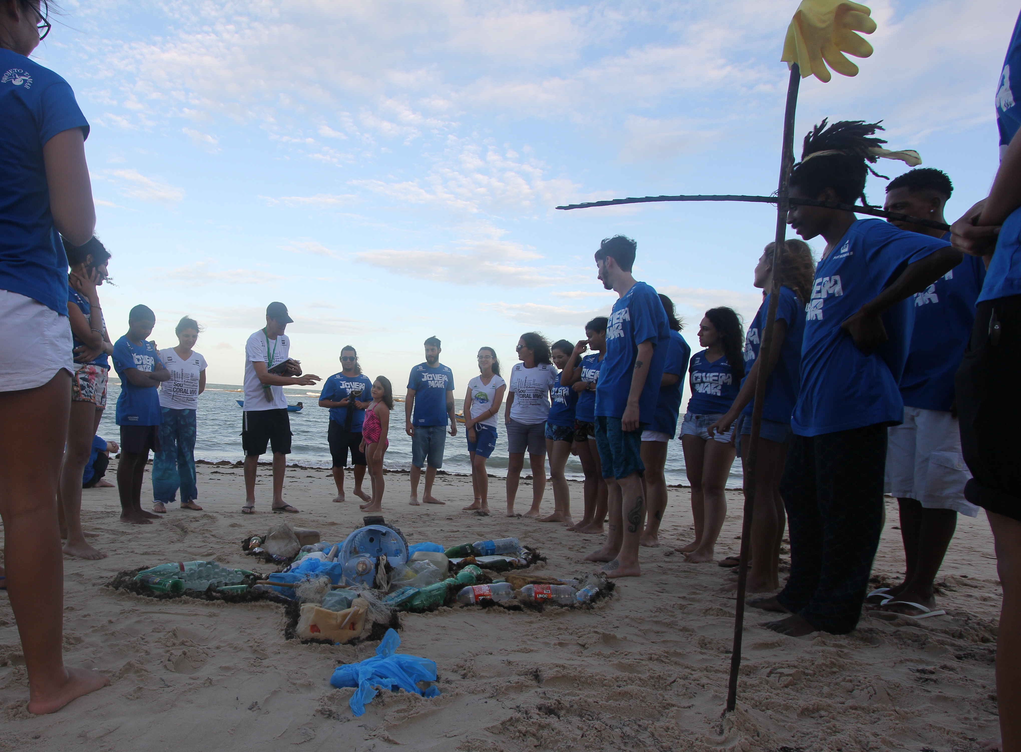 Lixo marinho é tema do II Encontro Jovem Mar com 50 participantes do Brasil